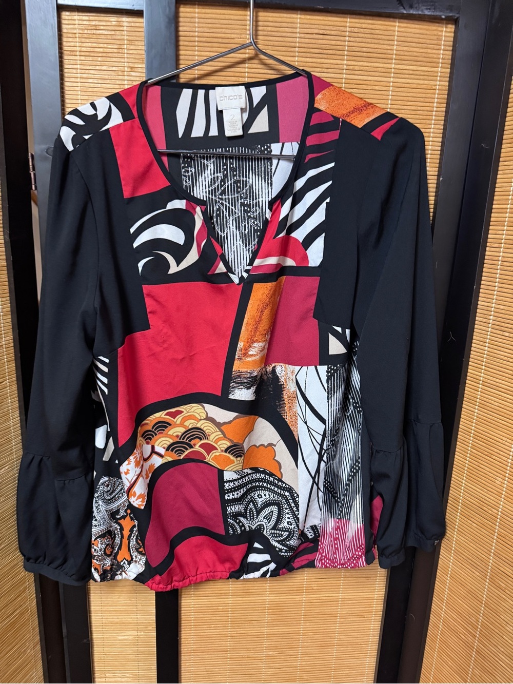 Chico's Pieced Graphics Peasant Top in Size 2